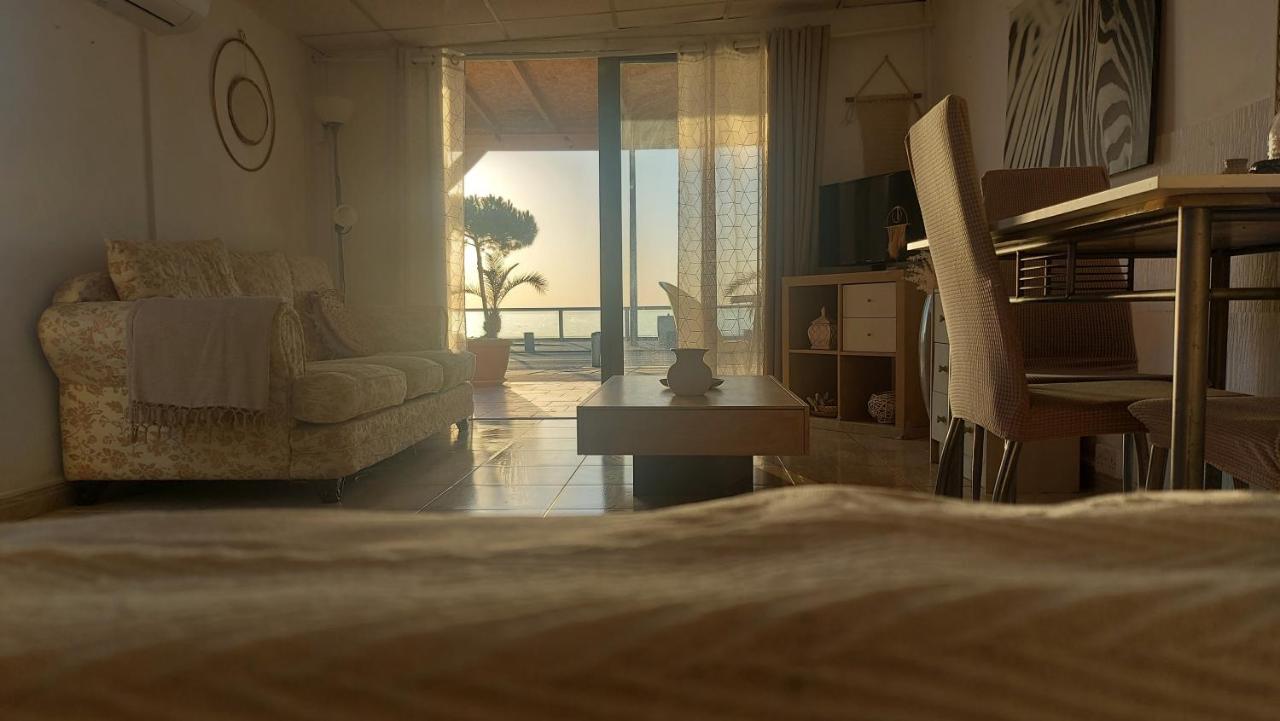 Sunrise Boho Studio Larnaca Bagian luar foto